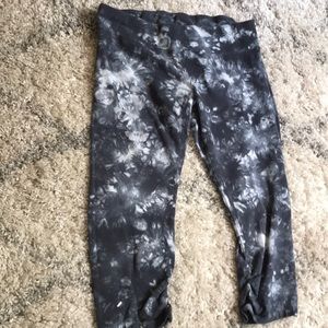 Calvin Klein capris.